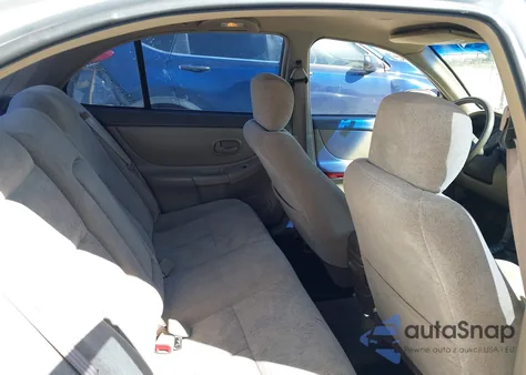 2000 Oldsmobile Intrigue Gl z USA, uszkodzony, nr VIN 1G3WS52H9YF221402